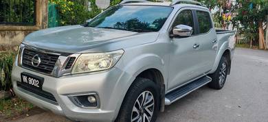 Nissan Navara VL in Old Klang Road, KUL