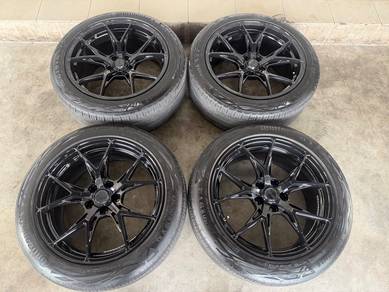 Rim raysclub 19 inch staggered vellfire alphard