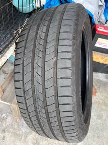 Tyre for Alphard / Velfire
