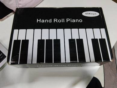 Hand Roll Piano