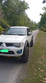 Mitsubishi Triton in Semenyih, SGR