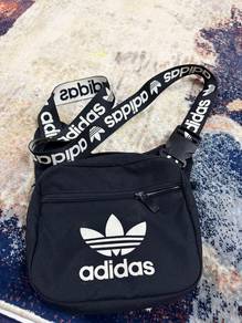 beg adidas