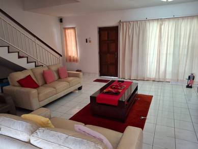 2.5-storey Terraced House For Sale in Gombak,SGR