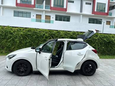 2017 Mazda 2 HATCHBACK (GVC)