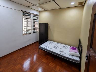 Room in Butterworth, PNG