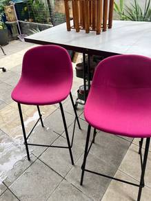 bar stool / chair