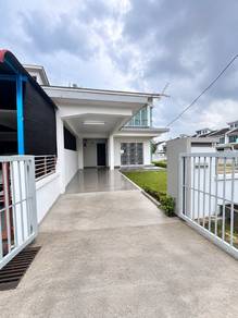 Room in Batu Kawan, PNG