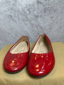 Kasut/Shoe