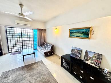 Condominium For Rent in Idaman Puteri