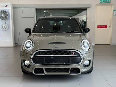 2019 Mini Cooper S S (F55 LCI) JCW PACKAGE