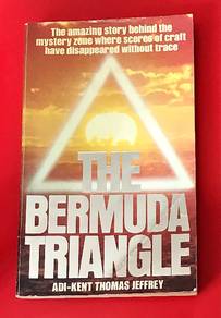 THE BERMUDA TRIANGLE BOOK Buku