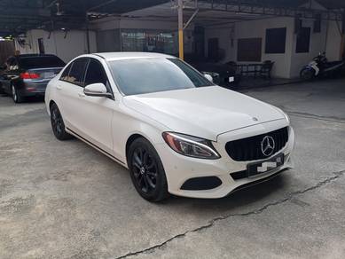Mercedes Benz C180 180 AMG SPORT (CBU) in Kajang, SGR