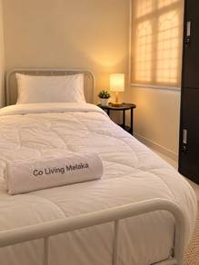 Room in Durian Tunggal, MLK