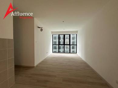 Condominium For Sale in Milano Eight