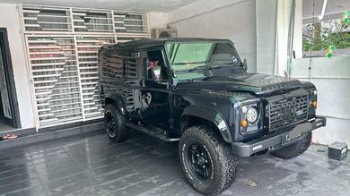 Land Rover Defender 111 CREW CAB in Selayang, SGR