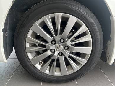 235/50/18 Yokohama BluEarth GT AE51 (Like New 95)