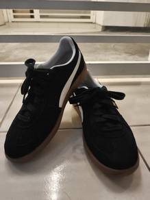 Puma Palermo sneakers.