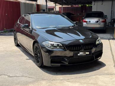 BMW 528i 28i M SPORT in Kajang, SGR