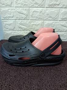 uk10 Crocs Off Grid Clog Sandal