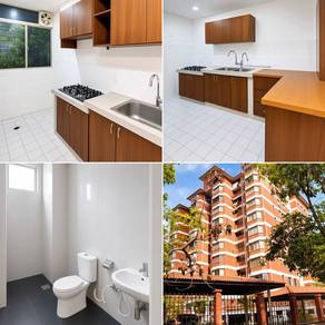 Condominium For Rent in Green Acre