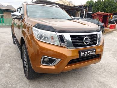 Nissan Navara VL in Old Klang Road, KUL