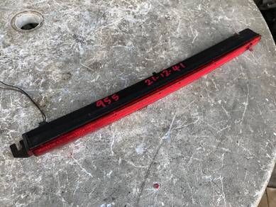 No 21-12-41 Porsche Cayenne 955 3rd Brake Light