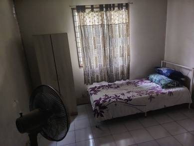Room in Shah Alam, SGR