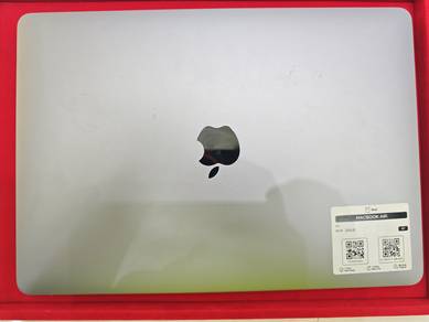 MacBook Air m1 chip battery health 100%