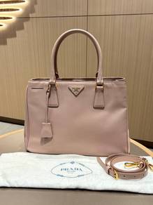 Prada Galleria Tote In Beige Saffiano Leather