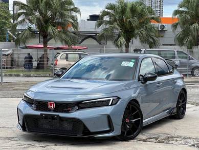 Honda Civic Type R TYPE R in Jalan Kuching, KUL