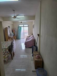 Apartment For Rent in Bayu Puteri 2