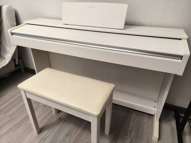 Yamaha Arius YDP-143 Digital Piano with Bench
