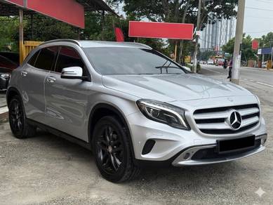 Mercedes Benz GLA200 200 (CBU) in Cheras, SGR