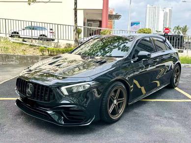 Mercedes Benz A180 180 AMG LINE (CBU) in Desa Petaling, KUL