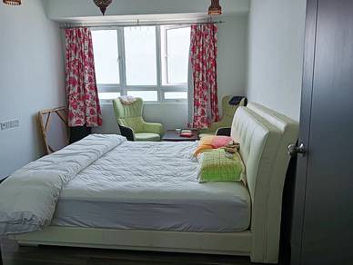 Condominium For Sale in Pearl Regency