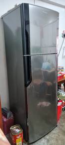 peti sejuk fridge sejuk beku Panasonic