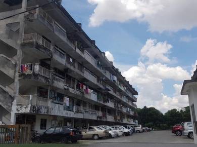 Apartment For Sale in Taman Cheras Permai