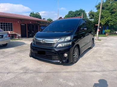 Toyota Vellfire Z GOLDEN EYES in Kajang, SGR