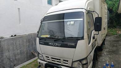 2015 Isuzu NKR55 2.8cc Diesel Box Lorry Acc Free