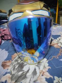 helmet use like new