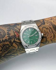 Custom Seiko Mod 42mm Green AP