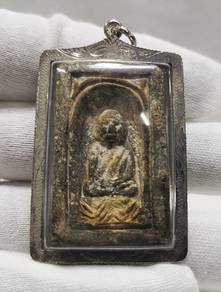 Rare & Powerful Luang Pu Thuad Matchbox Shaped Amu