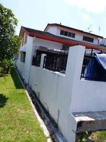 Room in Taman Melawati, KUL