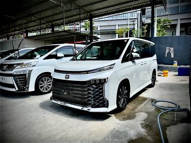 Toyota Voxy S-Z in Johor Bahru, JHR