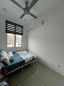 Room in Kulim, KDH