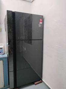 Hitachi  Refrigerator 550L  – Used