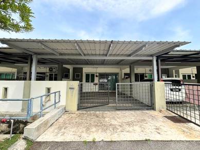 Terraced House For Sale in Sitiawan,PRK