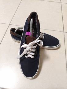 Dark Navy blue Vans Era sneakers