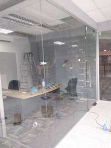 DINDING KACA KALIS PECAH l 12mm glass wall l