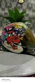 helmet Arai